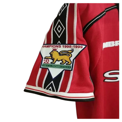Camisa Manchester United Retro 98/99 com Patch - Vermelha