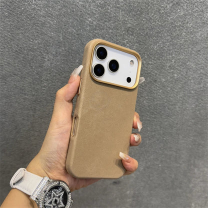 iPhone case with Comfort Fabric and MagSafe Charging.