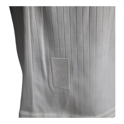 Camisa Seleção Alemanha Edição de Aniversário I 25/26 - Jogador Adidas Masculina - Branca com detalhes em preto
